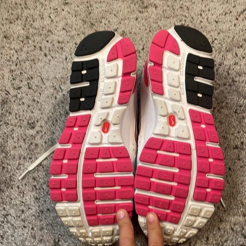 Nike Turbulence 16 Max Air Track Star Pink White Running Shoes Size‎ 10